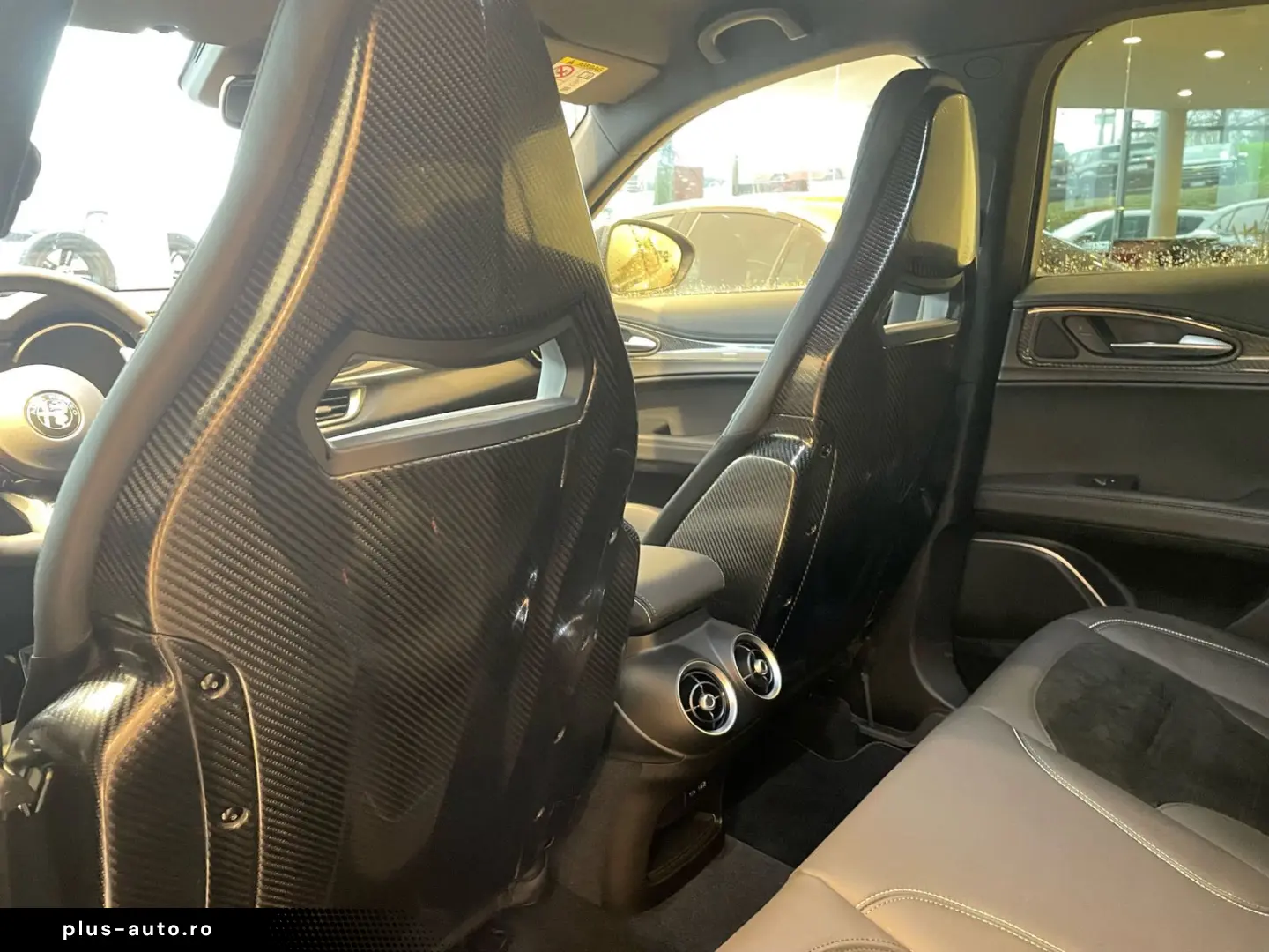 ALFA ROMEO Stelvio Quadrifoglio 2 9l V6 510PS Q4 SPARCO