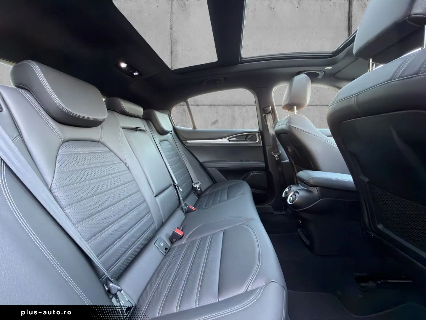 ALFA ROMEO Stelvio Veloce PANORAMA AHK ACC NAVI CARPLAY KAM