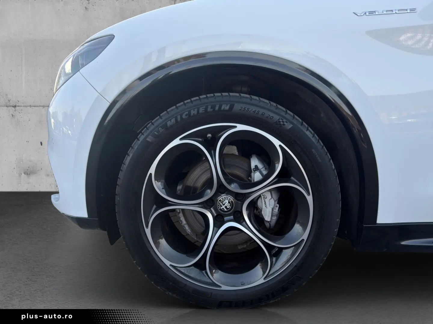 ALFA ROMEO Stelvio Veloce PANORAMA AHK ACC NAVI CARPLAY KAM