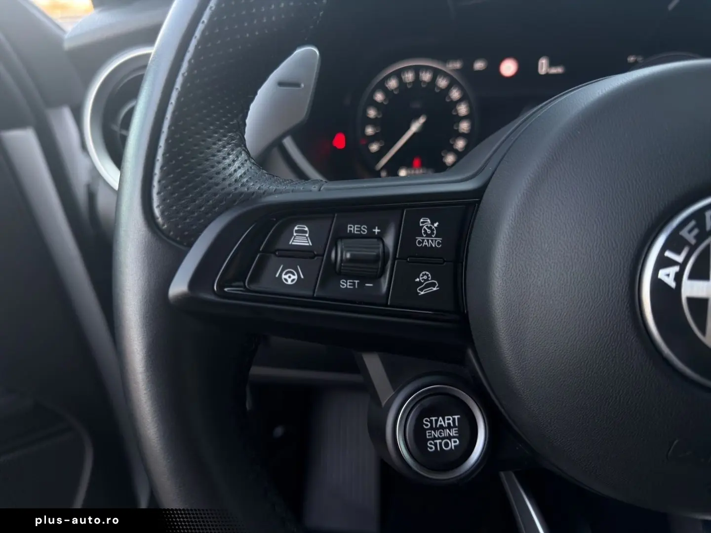 ALFA ROMEO Stelvio Veloce PANORAMA AHK ACC NAVI CARPLAY KAM