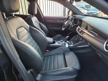 ALFA ROMEO Stelvio Quadrifoglio 2.9 V6 Bi-T (510PS) AT8 Q4