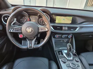 ALFA ROMEO Stelvio Quadrifoglio 2.9 V6 Bi-T (510PS) AT8 Q4