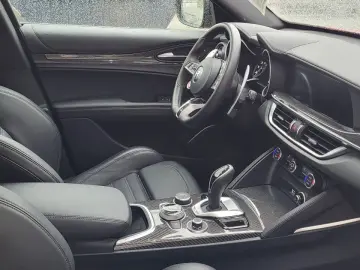 ALFA ROMEO Stelvio Quadrifoglio Q4