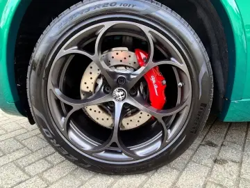 ALFA ROMEO Stelvio Quadrifoglio Assistenz Paket   GSD