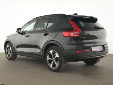 VOLVO XC40 Ultimate Dark ACC Schiebedach 360 Kamera PD