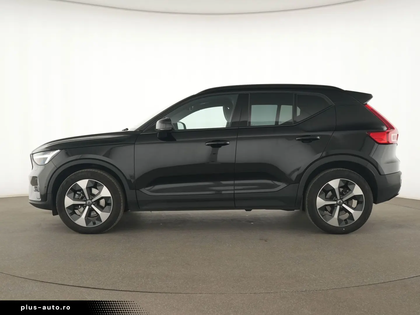 VOLVO XC40 Ultimate Dark ACC Schiebedach 360 Kamera PD