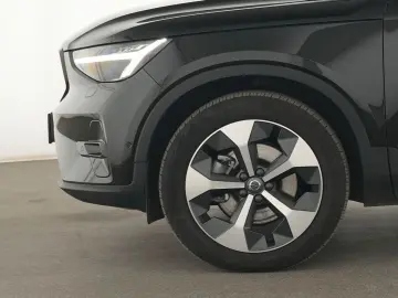 VOLVO XC40 Ultimate Dark ACC Schiebedach 360 Kamera PD