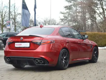 ALFA ROMEO Giulia Quadrifoglio 2.9 V6 510PS TECH-PACK H&K 8