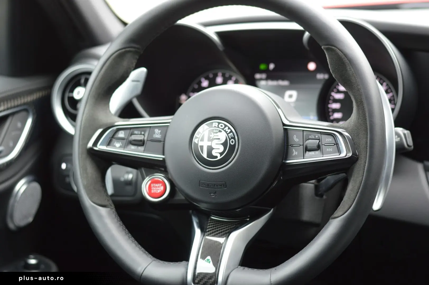 ALFA ROMEO Giulia Quadrifoglio 2.9 V6 510PS TECH-PACK H&K 8