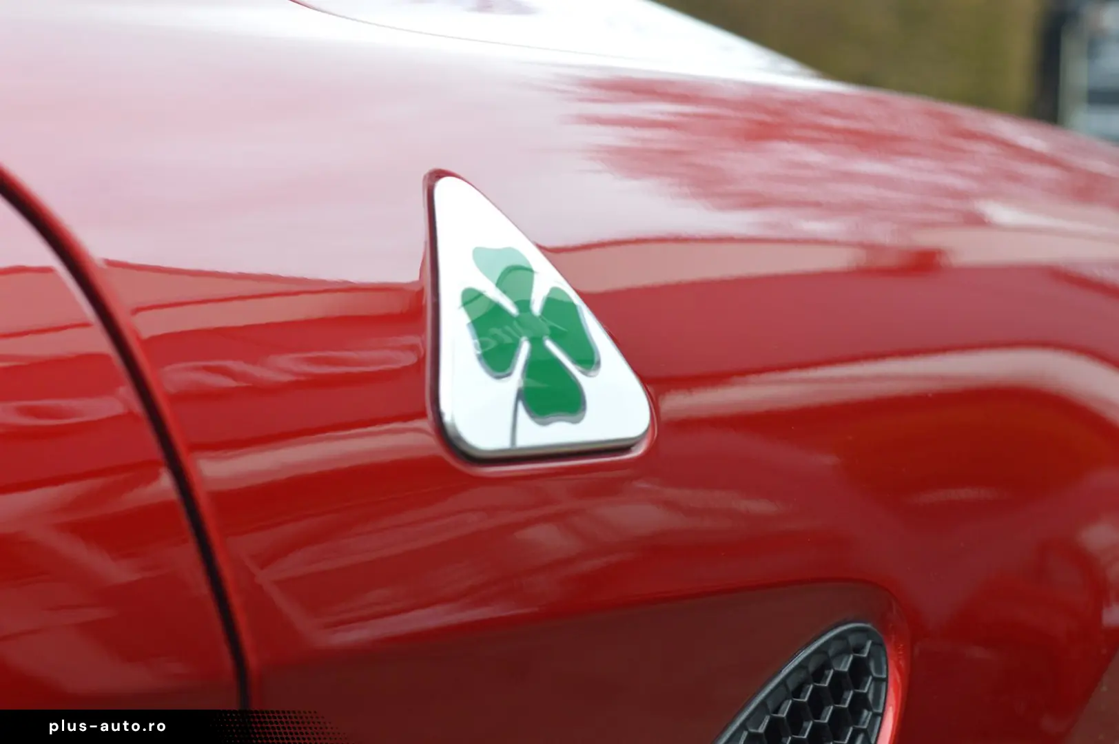 ALFA ROMEO Giulia Quadrifoglio 2.9 V6 510PS TECH-PACK H&K 8