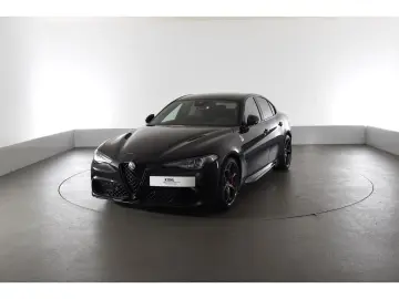ALFA ROMEO Giulia Quadrifoglio 2.9 V6 Bi-Turbo Harman Kardo