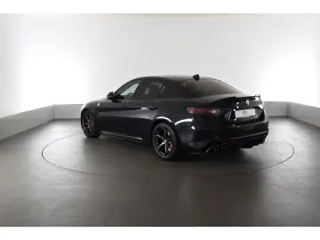 ALFA ROMEO Giulia Quadrifoglio 2.9 V6 Bi-Turbo Harman Kardo