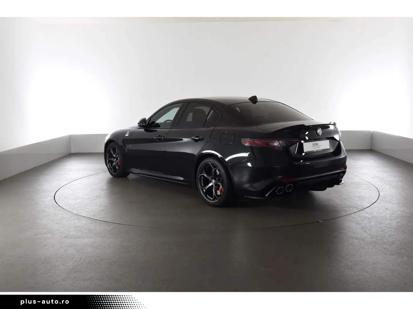 ALFA ROMEO Giulia Quadrifoglio 2.9 V6 Bi-Turbo Harman Kardo