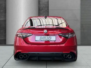 ALFA ROMEO Giulia Quadrifoglio 2.9 V6 Bi-Turbo Leder Techno