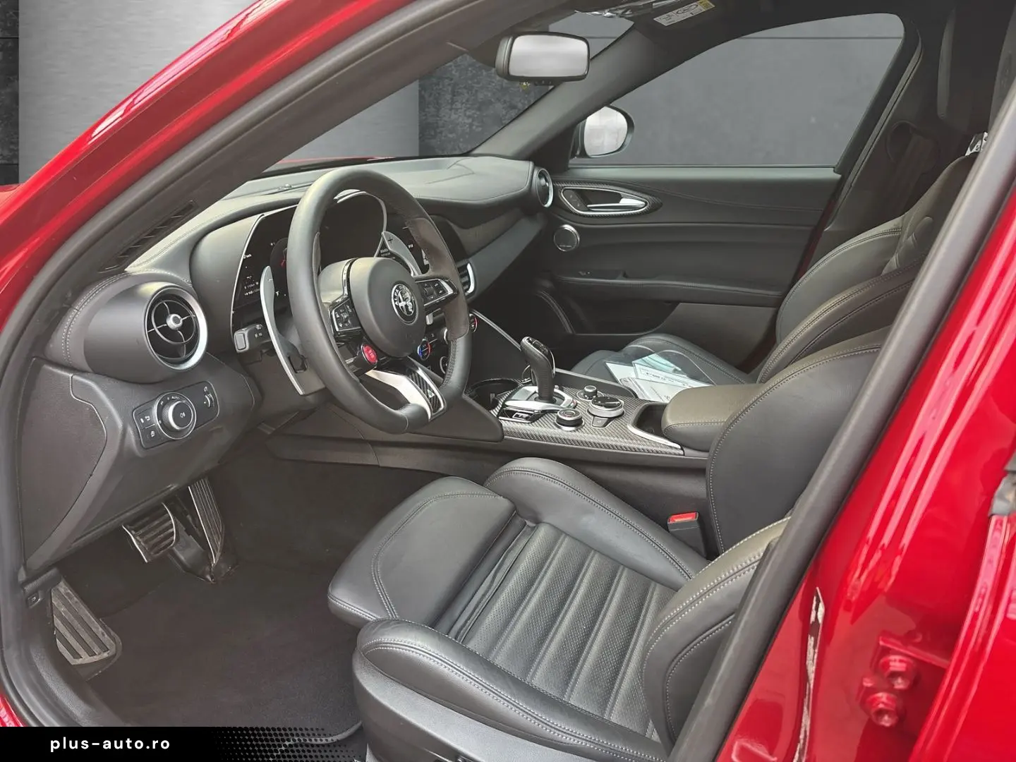 ALFA ROMEO Giulia Quadrifoglio 2.9 V6 Bi-Turbo Leder Techno