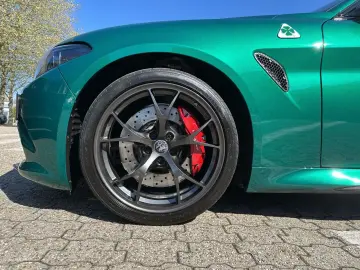 ALFA ROMEO Giulia Quadrifoglio 519 PS AT 8 SPARCO TROFEO