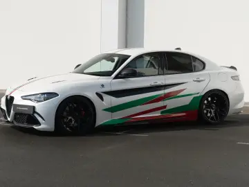 ALFA ROMEO Giulia Quadrifoglio 2.9  Bi-XENON CARBON SPARCO