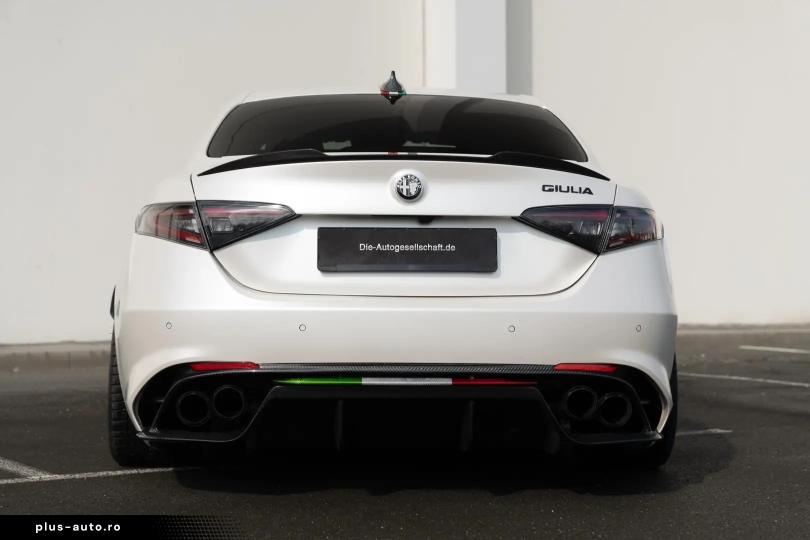 ALFA ROMEO Giulia Quadrifoglio 2.9  Bi-XENON CARBON SPARCO