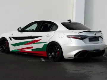 ALFA ROMEO Giulia Quadrifoglio 2.9  Bi-XENON CARBON SPARCO