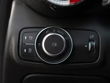 ALFA ROMEO Giulia Quadrifoglio 2.9  Bi-XENON CARBON SPARCO