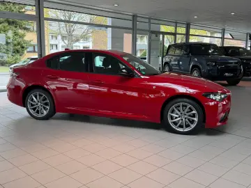ALFA ROMEO Giulia Ti Q4 MEMORY ACC NAVI KAMERA SHZ