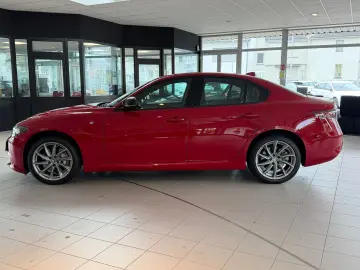 ALFA ROMEO Giulia Ti Q4 MEMORY ACC NAVI KAMERA SHZ