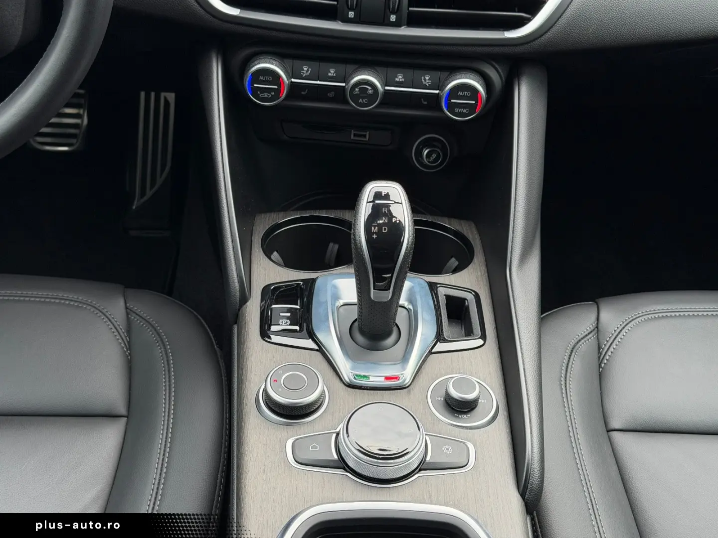 ALFA ROMEO Giulia Ti Q4 MEMORY ACC NAVI KAMERA SHZ