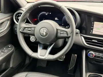 ALFA ROMEO Giulia Ti Q4 MEMORY ACC NAVI KAMERA SHZ
