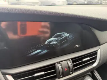 ALFA ROMEO Giulia Ti Q4 MEMORY ACC NAVI KAMERA SHZ