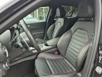 ALFA ROMEO Giulia Competizione Q4 LED Leder Navi Rückfahrka