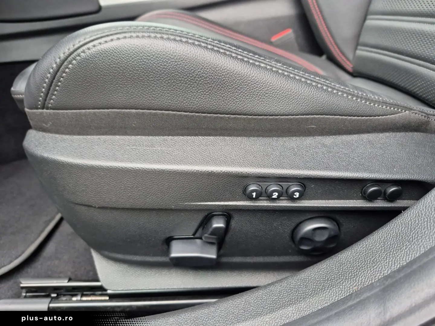 ALFA ROMEO Giulia Competizione Q4 LED Leder Navi Rückfahrka