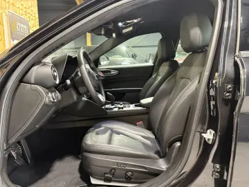 ALFA ROMEO Giulia Ti Q4 MEMORY KAMERA NAVI ACC APPLE SHZ