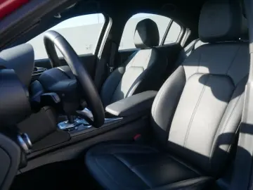 ALFA ROMEO Giulia TI 2.0 TURBO 16V 280 PS AT8 Q4 NAVI XENON