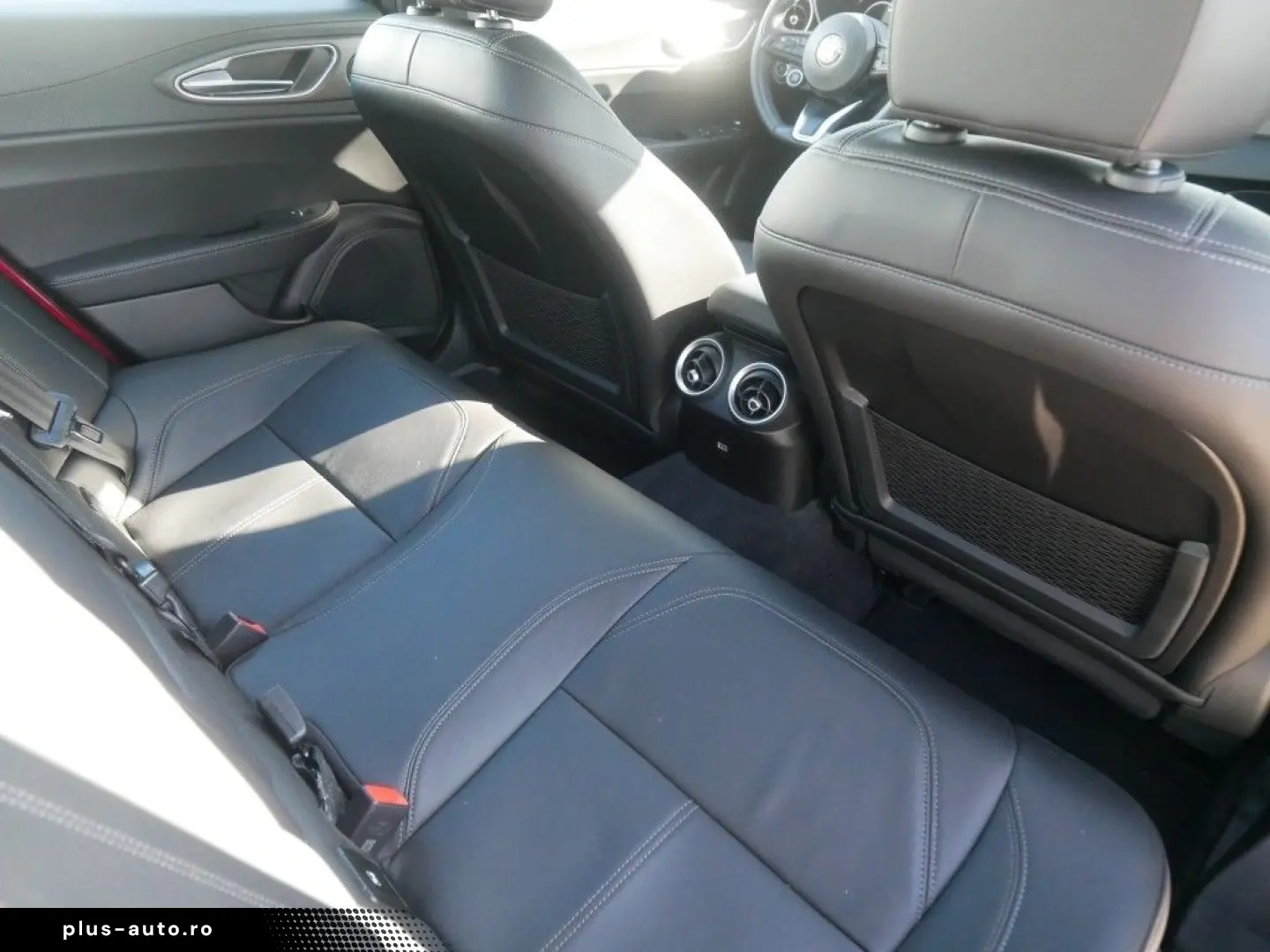 ALFA ROMEO Giulia TI 2.0 TURBO 16V 280 PS AT8 Q4 NAVI XENON