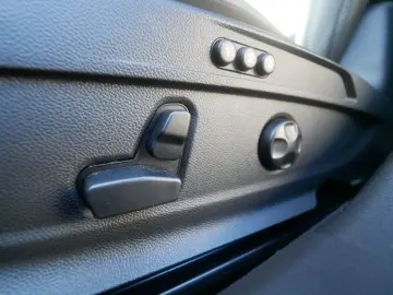 ALFA ROMEO Giulia TI 2.0 TURBO 16V 280 PS AT8 Q4 NAVI XENON