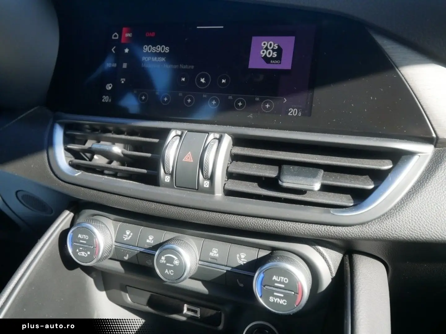 ALFA ROMEO Giulia TI 2.0 TURBO 16V 280 PS AT8 Q4 NAVI XENON