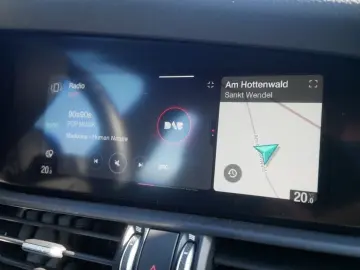 ALFA ROMEO Giulia TI 2.0 TURBO 16V 280 PS AT8 Q4 NAVI XENON