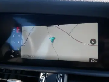 ALFA ROMEO Giulia TI 2.0 TURBO 16V 280 PS AT8 Q4 NAVI XENON