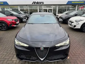 ALFA ROMEO Giulia Ti Q4 MEMORY NAVI ACC KAMERA MATRIXLED CA