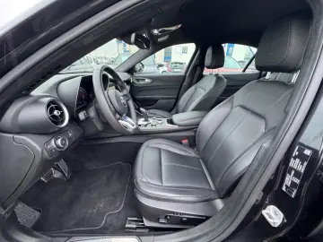 ALFA ROMEO Giulia Ti Q4 MEMORY NAVI ACC KAMERA MATRIXLED CA