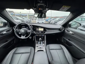 ALFA ROMEO Giulia Ti Q4 MEMORY NAVI ACC KAMERA MATRIXLED CA