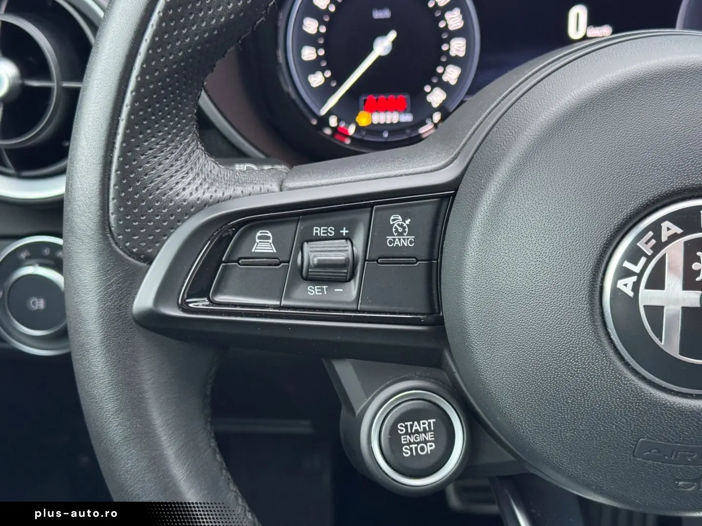 ALFA ROMEO Giulia Ti Q4 MEMORY NAVI ACC KAMERA MATRIXLED CA