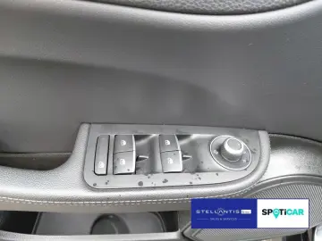 ALFA ROMEO Giulia VELOCE 2.0 Turbo Q4 ACC NAVI KAMERA SITZH