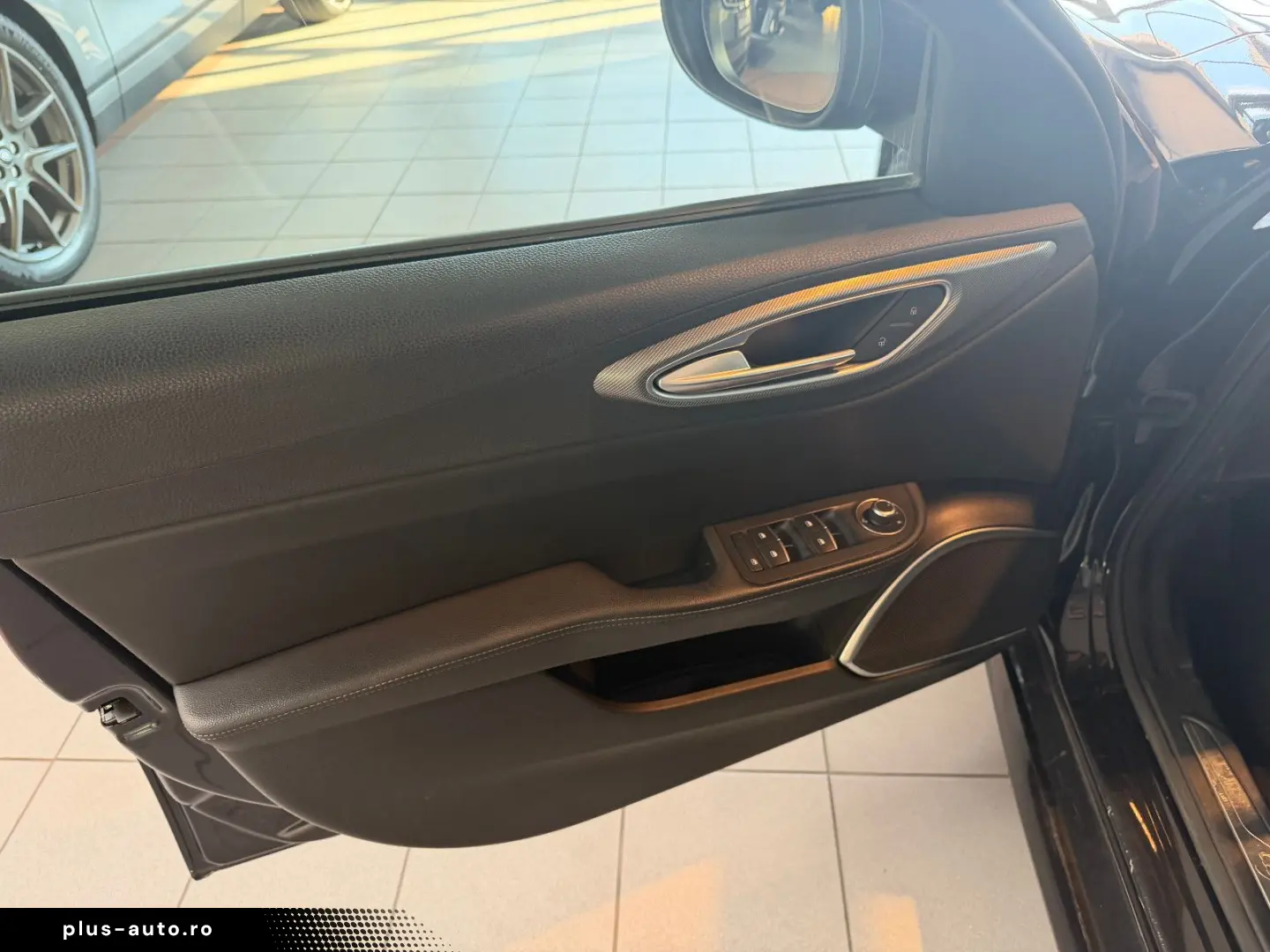 ALFA ROMEO Giulia Sprint  KAMERA ALL-BLACK CAR-PLAY