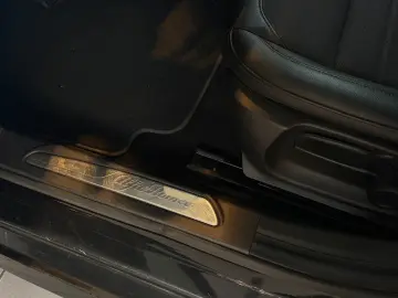 ALFA ROMEO Giulia Sprint  KAMERA ALL-BLACK CAR-PLAY