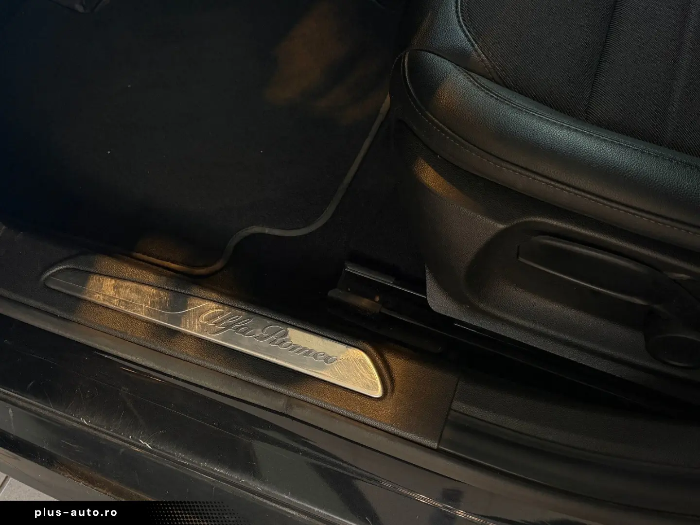 ALFA ROMEO Giulia Sprint  KAMERA ALL-BLACK CAR-PLAY