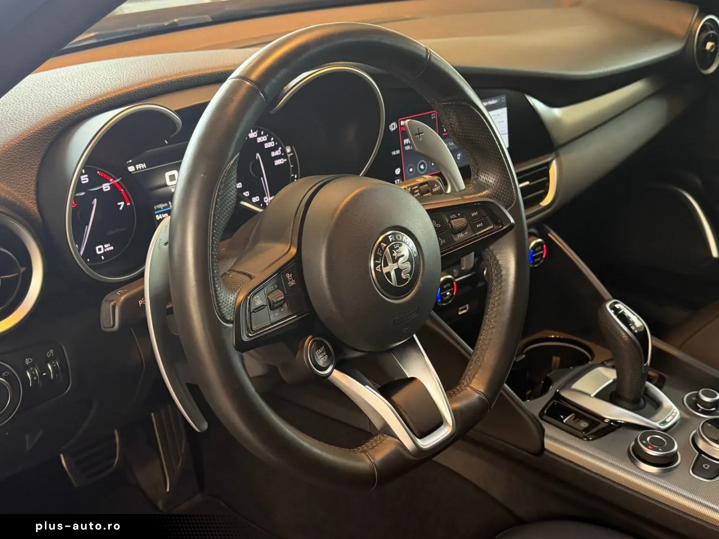 ALFA ROMEO Giulia Sprint  KAMERA ALL-BLACK CAR-PLAY