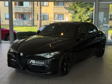 ALFA ROMEO Giulia Sprint  KAMERA ALL-BLACK CAR-PLAY