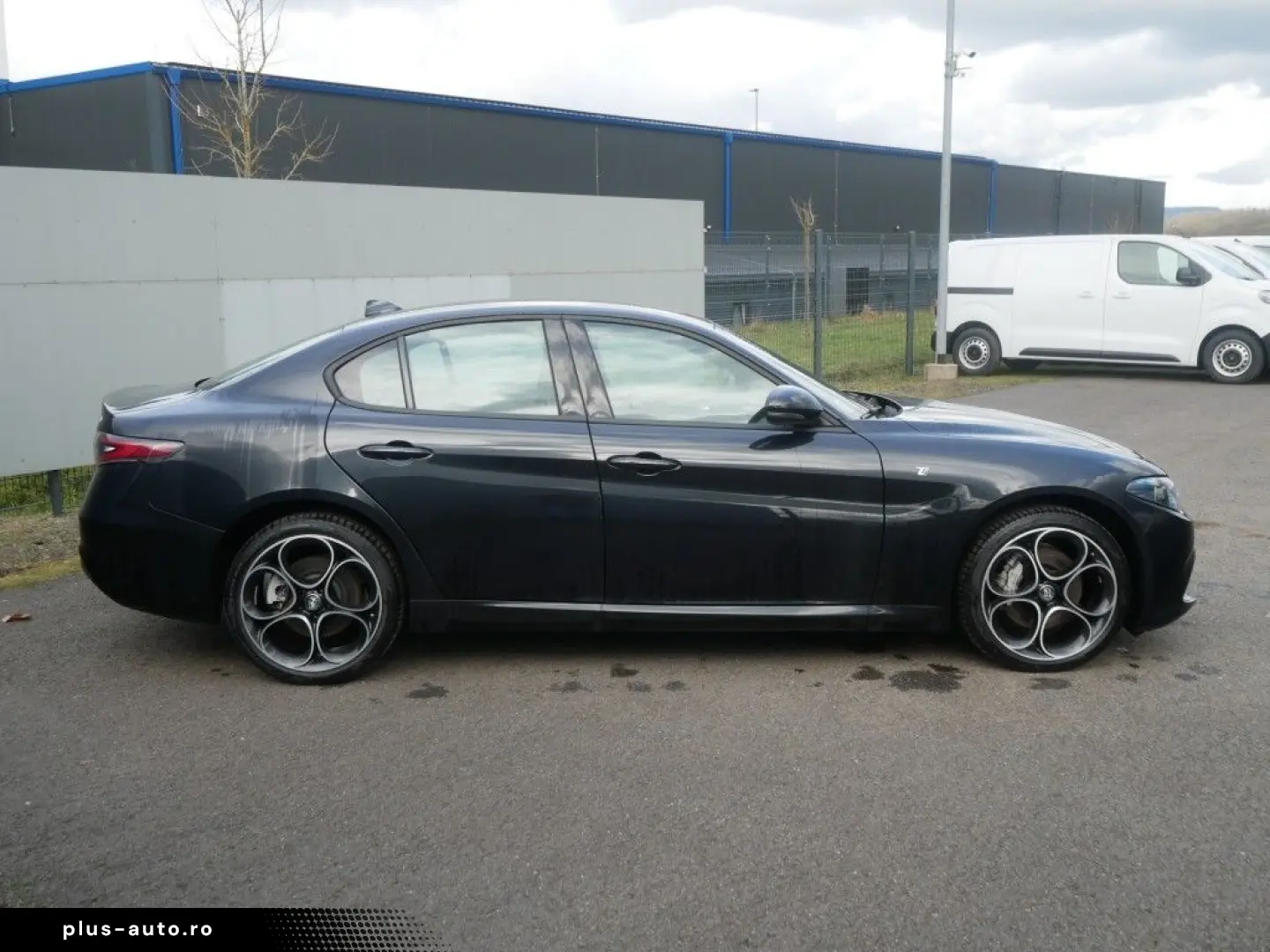 ALFA ROMEO Giulia TI 2.0 TURBO 16V 280 PS AT8 Q4 NAVI