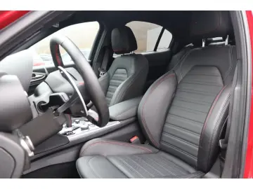 ALFA ROMEO Giulia COMPETIZIONE 2.0 TURBO 16V 280 PS AT8 Q4